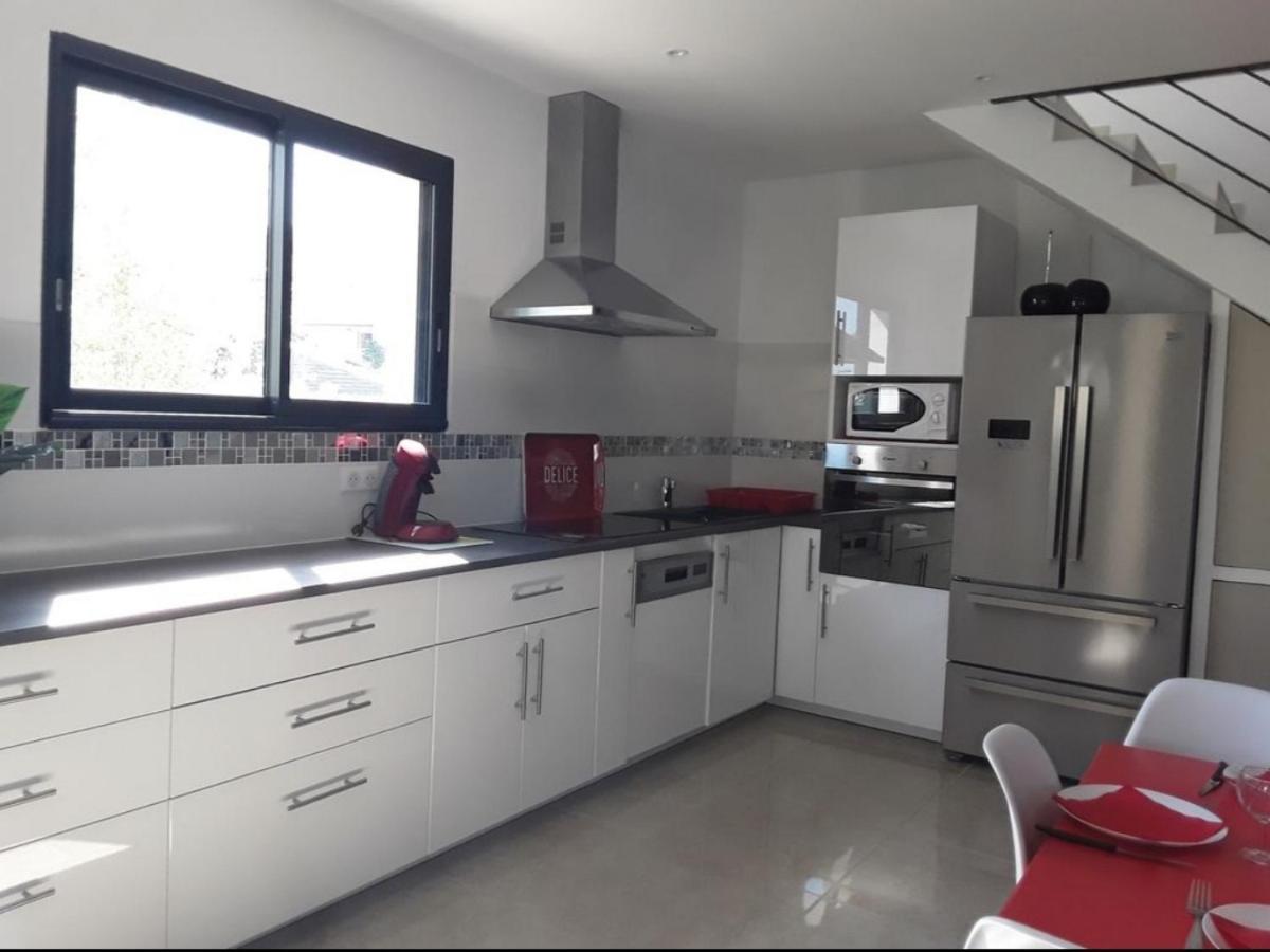 Villa En Bord De Plage 세테 외부 사진
