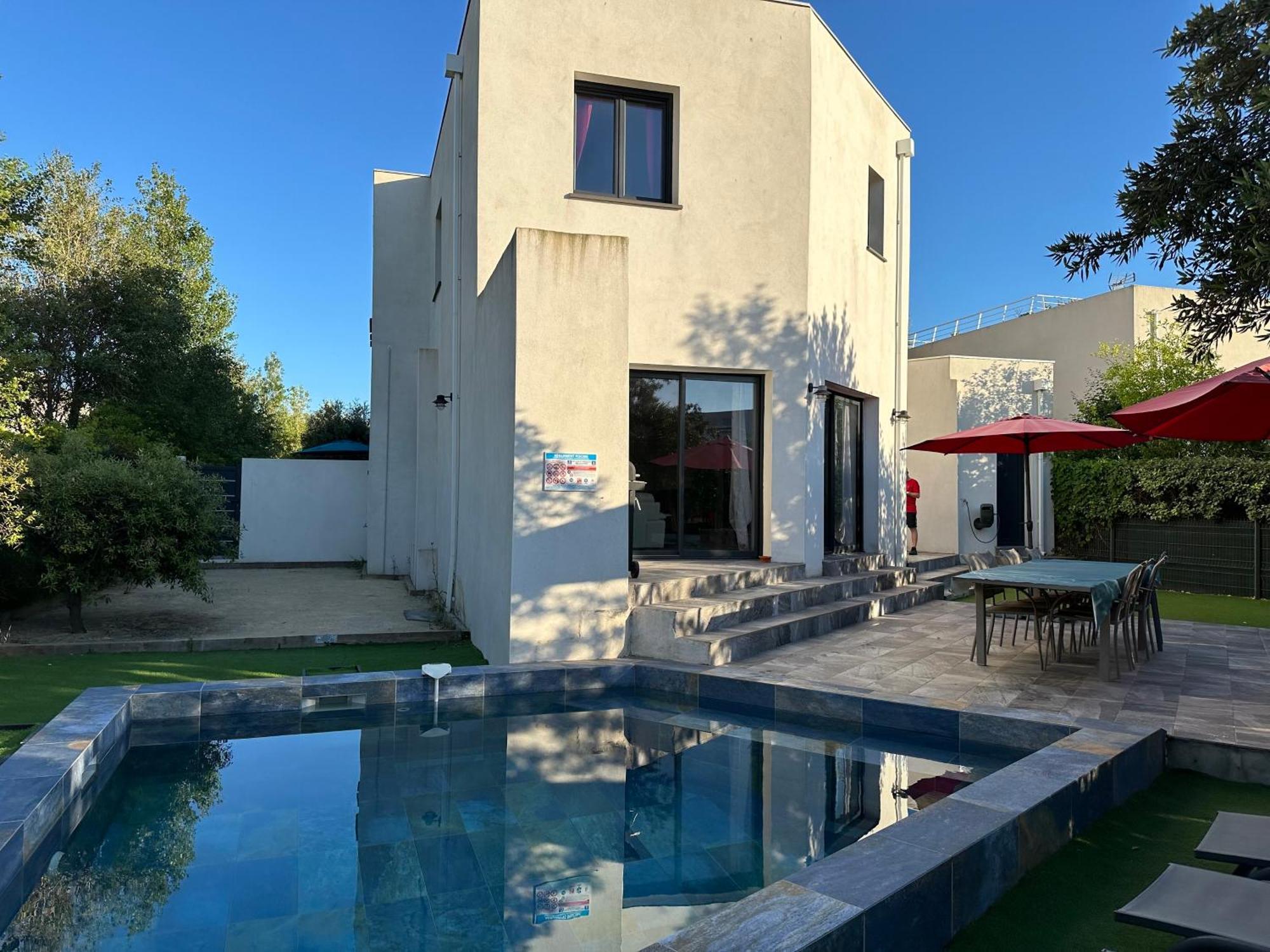 Villa En Bord De Plage 세테 외부 사진